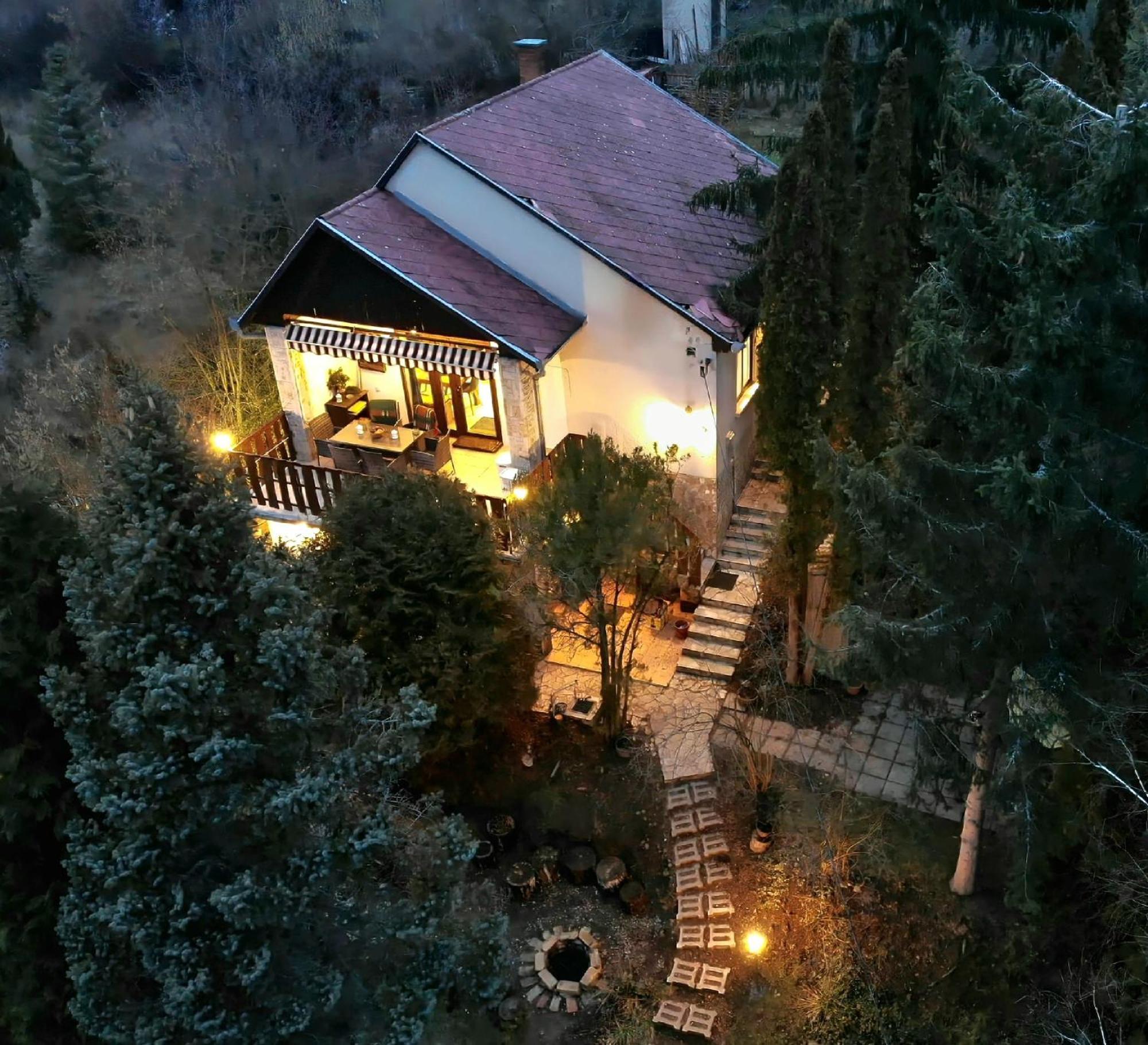 Egig Ero Fa Vendeghaz Villa Nograd Exterior photo